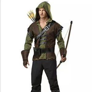 Robin Hood men’s costume 4 piece. Size Large.